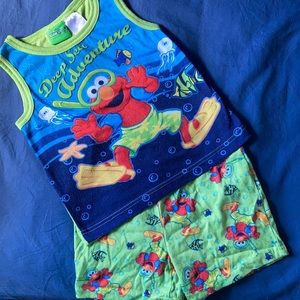 5/$15 Elmo Boys 4T Summer Pajamas Set